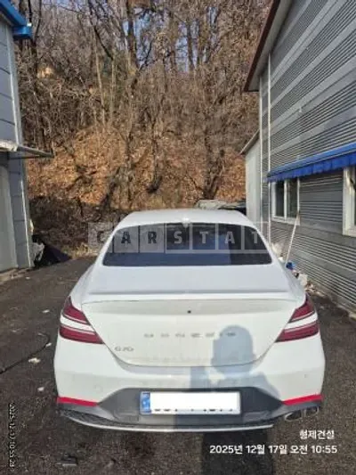 Photo 1 of 11: 2022 Genesis Hyundai G70, VIN KMTG341ABNU096448 — Korean insurance auction