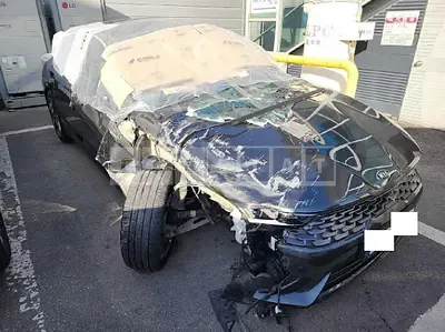 Photo 1 of 15: 2021 Kia K5, VIN KNAG541JBMA014436 — Korean insurance auction