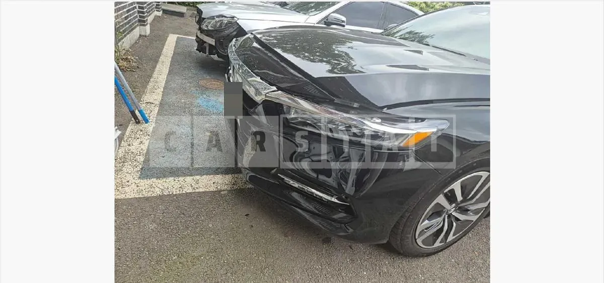 Photo 2 of 36: 2019 Honda Accord Hybrid — Korean insurance auction