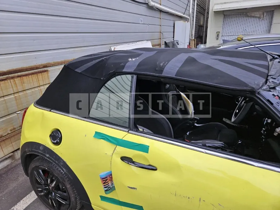Photo 2 of 18: 2023 MINI John Cooper Works Convertib — Korean insurance auction