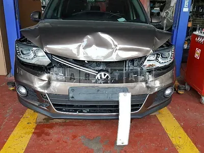 Photo 1 of 26: 2015 Volkswagen Tiguan 2.0 TDI Blue Motion, VIN WVGZZZ5NZFW080952 — Korean insurance auction