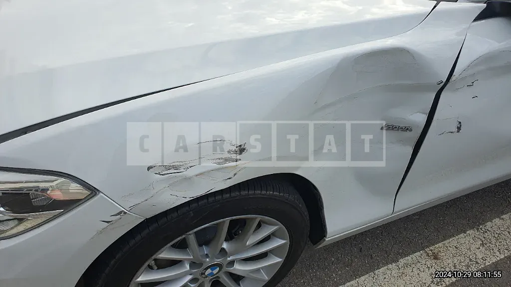 Photo 2 of 29: 2016 BMW 118d — Korean insurance auction