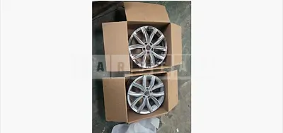 Photo 1 of 3: 2020 Volkswagen (parts) Tiguan Wheel — Korean insurance auction