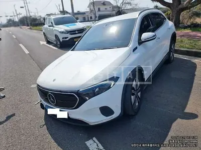Photo 1 of 11: 2022 Mercedes-Benz EQA250 — Korean insurance auction