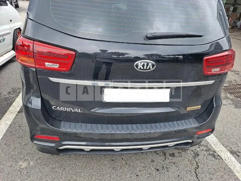 Photo 2 of 22: 2019 Kia Carnival High Limousine, VIN KNAME811BKS509517 — Korean insurance auction