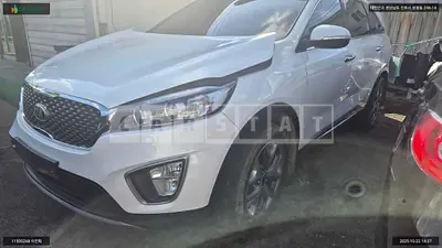 Photo 1 of 13: 2016 Kia Sorento, VIN KNAPK81BDGA230921 — Korean insurance auction