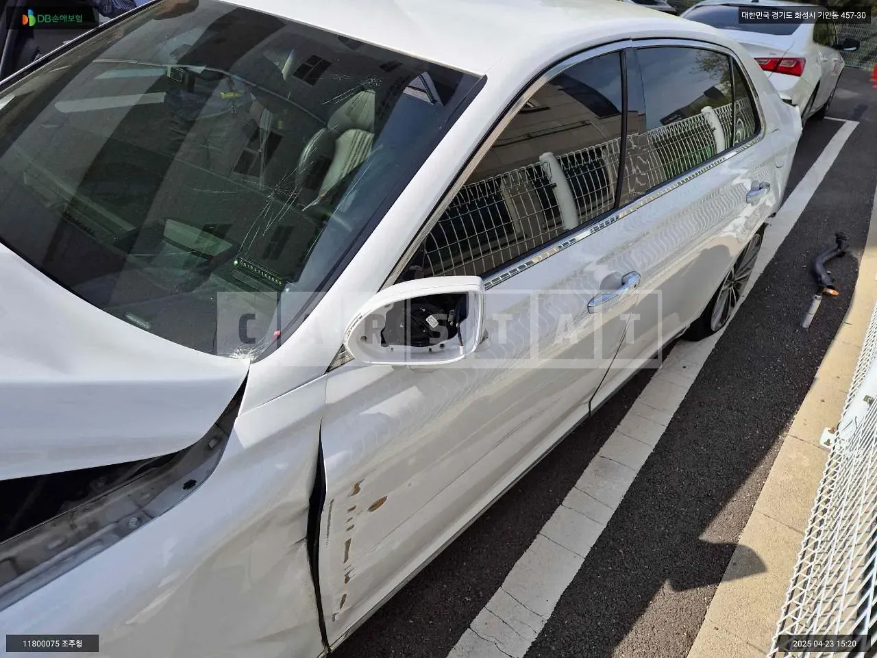 Photo 2 of 22: 2017 Hyundai Genesis EQ900, VIN KMHG241DDHU024766 — Korean insurance auction
