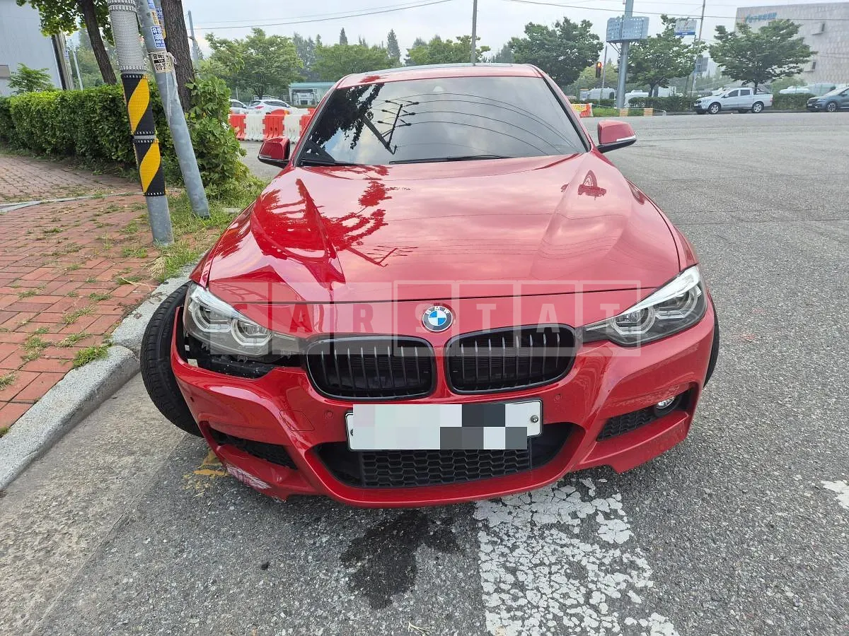 Photo 2 of 18: 2018 BMW 330i, VIN WBA8B9109JA826287 — Korean insurance auction