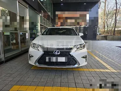 Photo 1 of 7: 2016 Lexus ES300h — Korean insurance auction