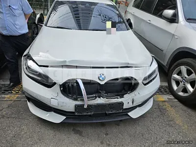 Photo 1 of 7: 2021 BMW 118d — Korean insurance auction