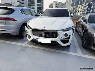 Photo 1 of 50: 2020 Maserati Levante — Korean insurance auction