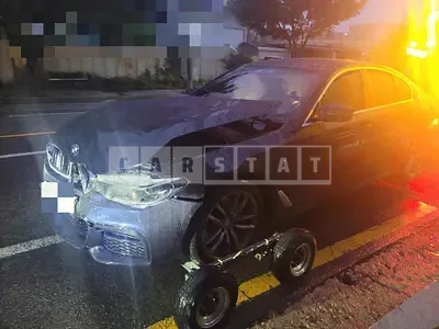 Photo 1 of 15: 2020 BMW 520d M Sport Package, VIN WBAJF3100LCE23621 — Korean insurance auction