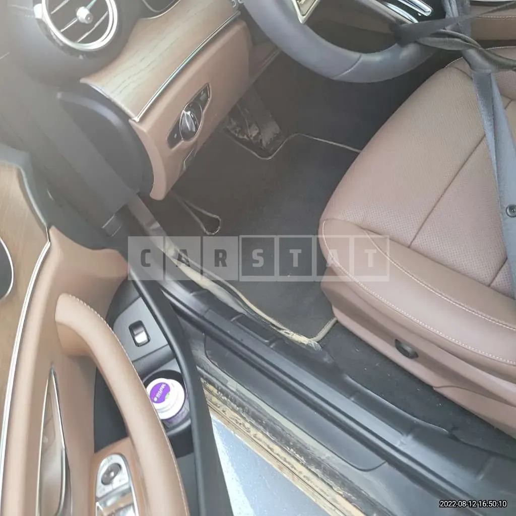 Photo 2 of 24: 2021 Mercedes-Benz E250, VIN W1KZF4FB7MA987191 — Korean insurance auction