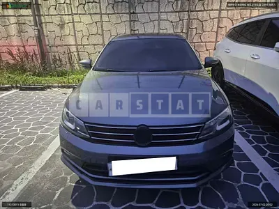 Photo 1 of 34: 2015 Volkswagen Jetta 2.0 TDI BMT Premium, VIN WVWZZZ16ZFM029353 — Korean insurance auction