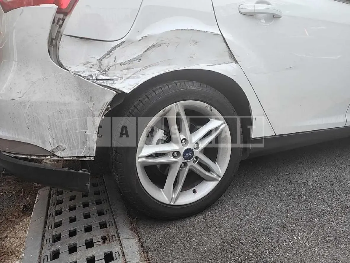 Photo 2 of 9: 2015 Ford Focus 1.5, VIN WF05XXGCCGFU19380 — Korean insurance auction