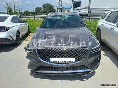 Photo 1 of 10: 2022 Genesis Hyundai GV70 — Korean insurance auction