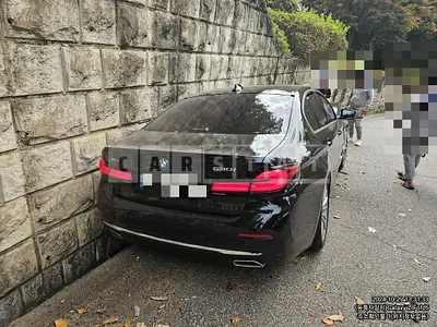 Photo 1 of 17: 2023 BMW 530i xDrive — Korean insurance auction