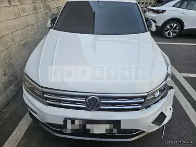 Photo 1 of 12: 2020 Volkswagen Tiguan 2.0 TDI — Korean insurance auction