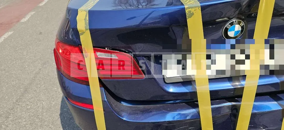 Photo 2 of 35: 2016 BMW 520d — Korean insurance auction