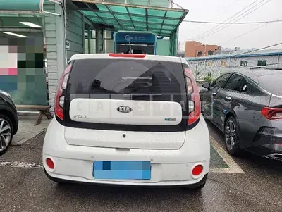 2017 EV6 1.6 electric car