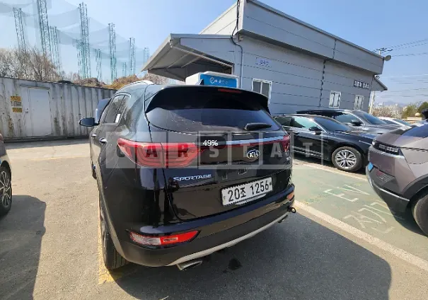 Photo 2 of 9: 2018 Kia Sportage, VIN KNAPN813BJK468486 — Korean insurance auction