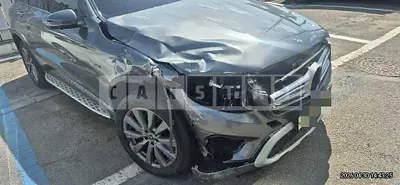 Photo 1 of 37: 2019 Mercedes-Benz GLC350 e 4Matic — Korean insurance auction