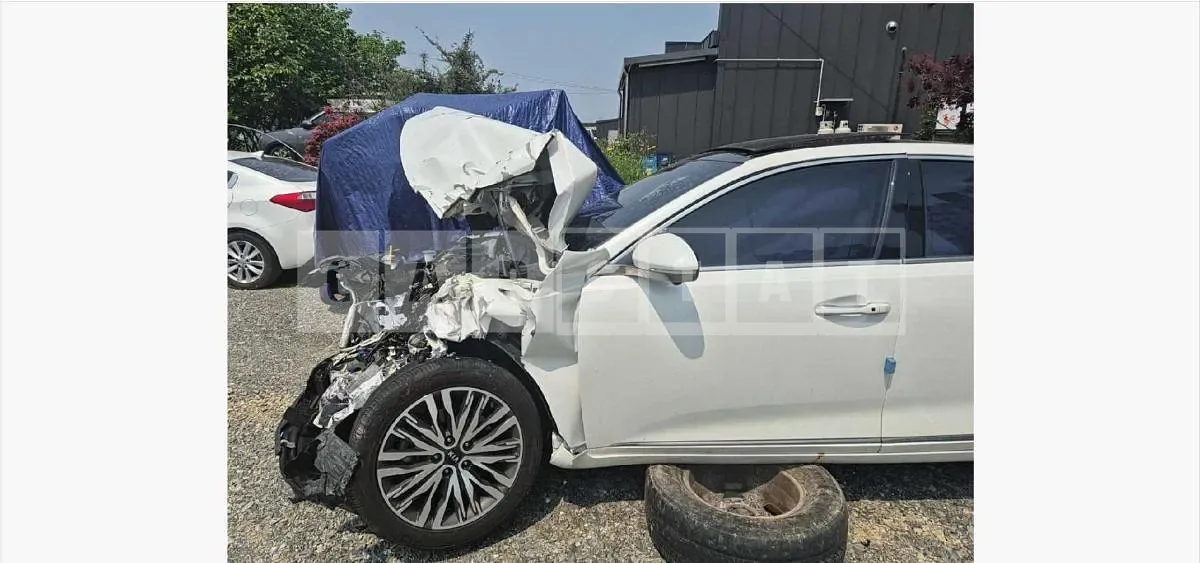 Photo 2 of 11: 2019 Kia K7 — Korean insurance auction