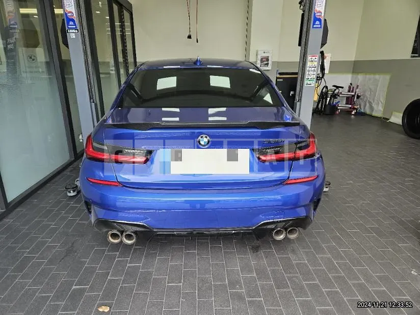 Photo 2 of 9: 2019 BMW 330i M Sport Package — Korean insurance auction