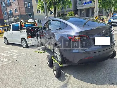 Photo 1 of 14: 2024 Tesla Model Y RWD — Korean insurance auction