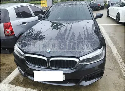 Photo 1 of 10: 2018 BMW 530i — Korean insurance auction