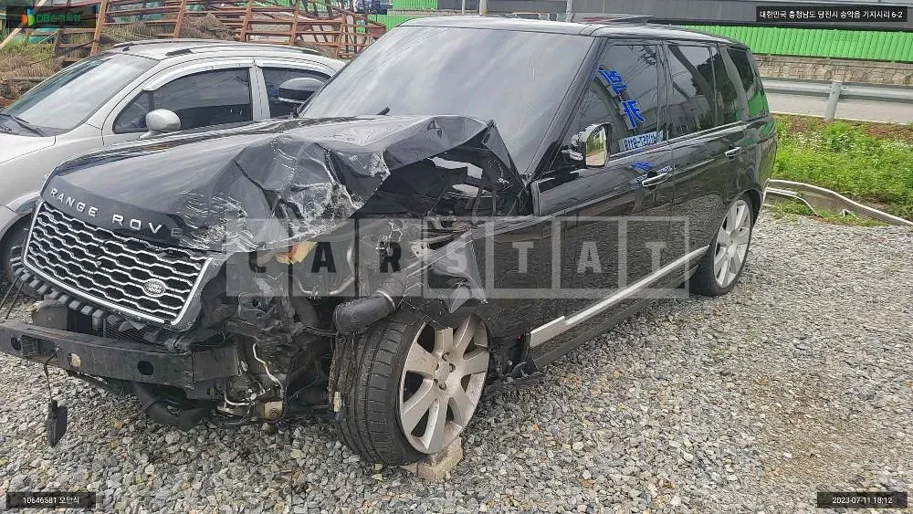 Photo 2 of 14: 2015 Land Rover Range Rover 4.4d, VIN SALGA2JF0FA236475 — Korean insurance auction