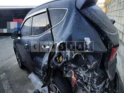 Photo 1 of 20: 2015 Hyundai Santa Fe 2.0 (4WD), VIN KMHSW81UDFU515716 — Korean insurance auction