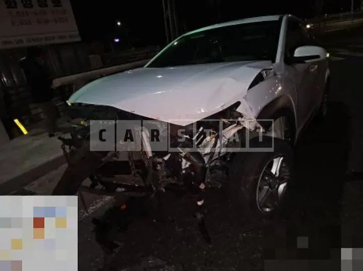 Photo 2 of 2: 2017 Hyundai Kona Gasoline — Korean insurance auction