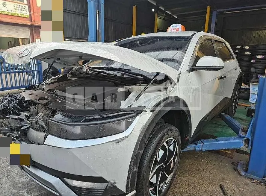 Photo 2 of 13: 2021 Hyundai Ionic Electric Car — Korean insurance auction