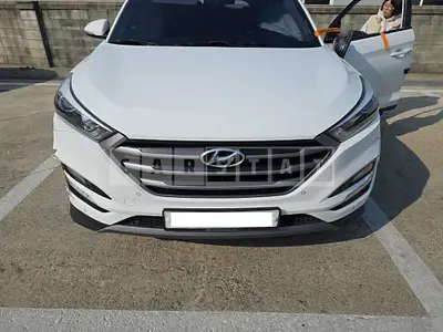 Photo 1 of 32: 2015 Hyundai Tucson, VIN KMHJ381ABGU002296 — Korean insurance auction