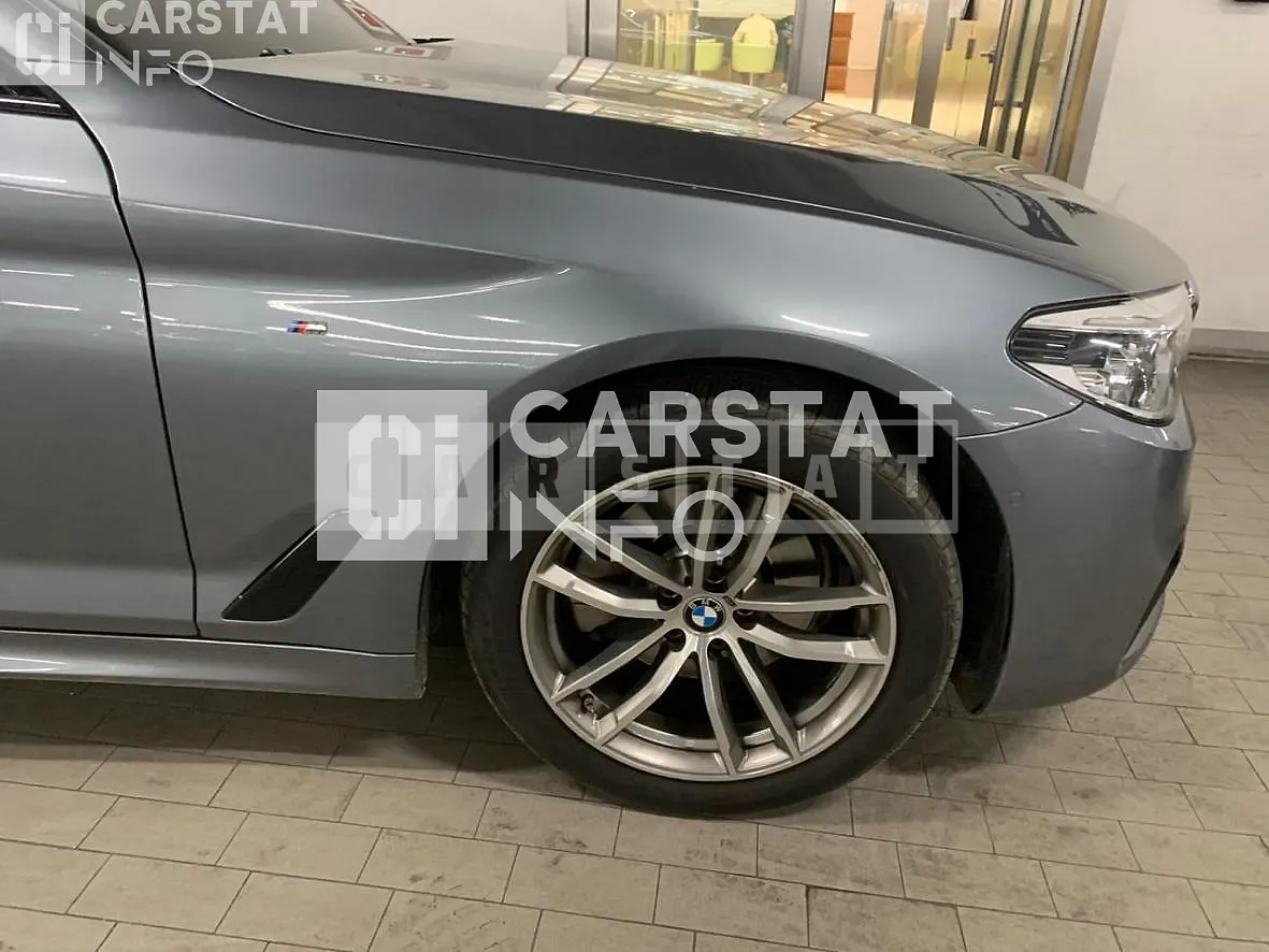 Photo 2 of 28: 2017 BMW 520d xDrive, VIN WBAJC5109HWB83821 — Korean insurance auction