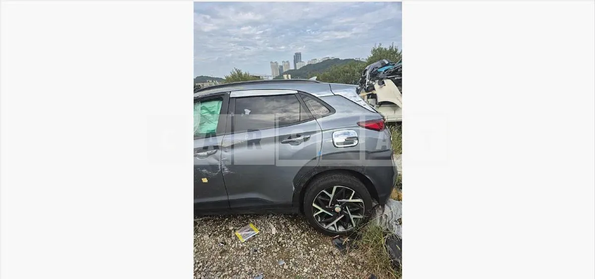 Photo 2 of 22: 2020 Hyundai Kona Hybrid — Korean insurance auction