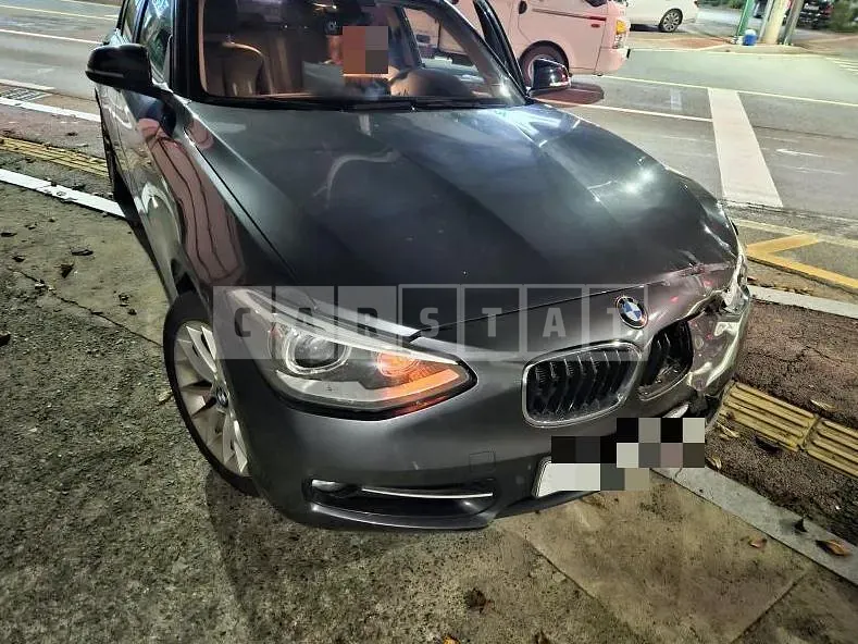 Photo 2 of 4: 2015 BMW 118d — Korean insurance auction