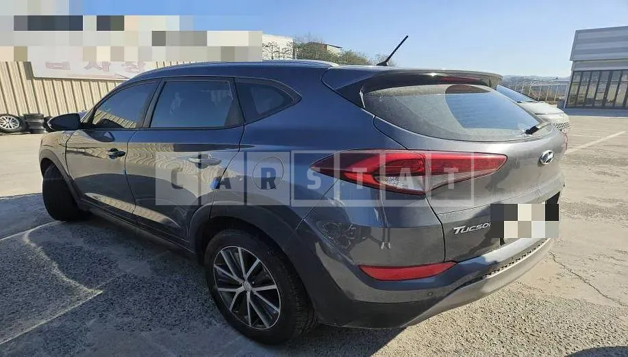 Photo 2 of 15: 2016 Hyundai Tucson TL 2.0 — Korean insurance auction