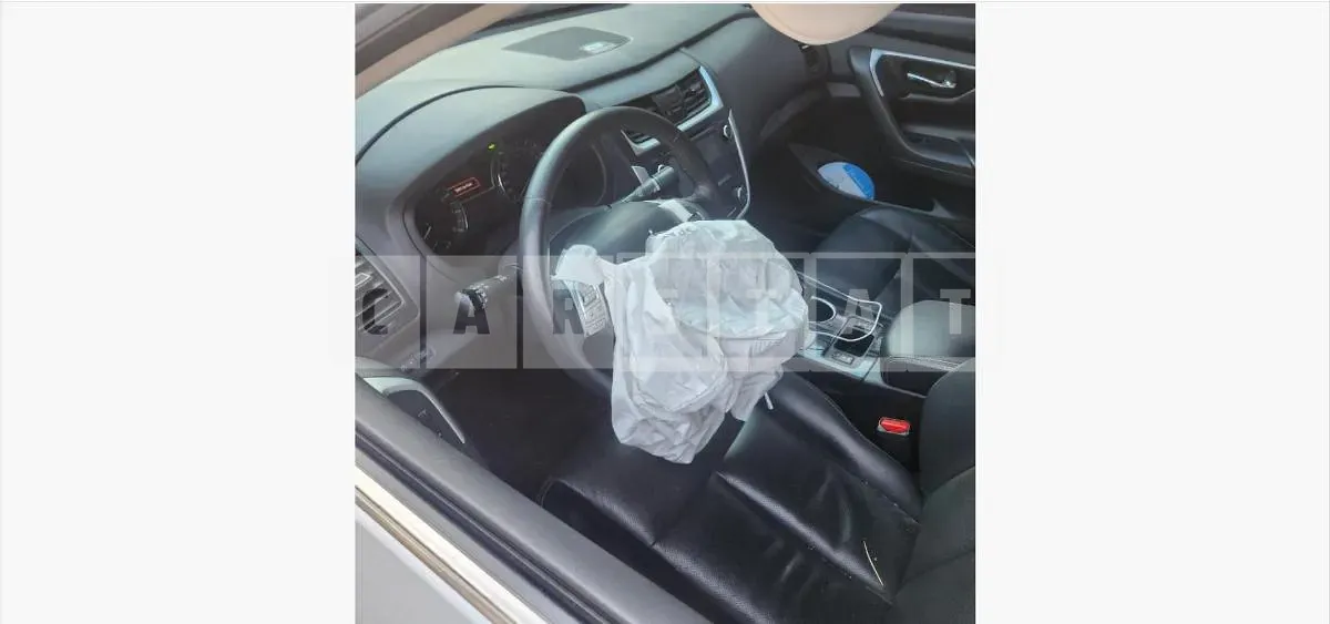 Photo 2 of 7: 2016 Nissan Altima 2.5 — Korean insurance auction