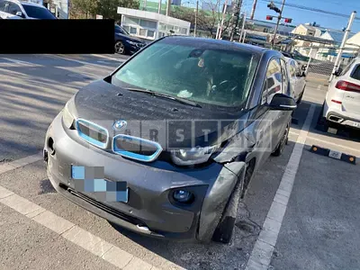 Photo 1 of 11: 2016 BMW i3, VIN WBY1Z2105GV608676 — Korean insurance auction