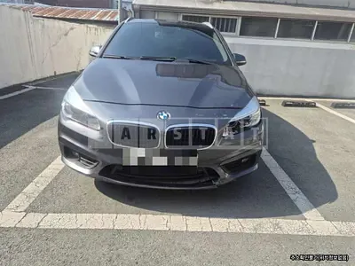 Photo 1 of 20: 2015 BMW Active Tourer — Korean insurance auction