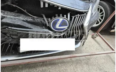 Photo 1 of 11: 2019 Lexus ES300h — Korean insurance auction