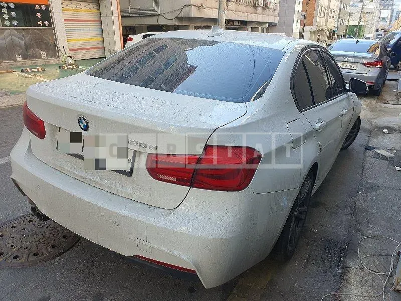Photo 2 of 23: 2016 BMW 320d, VIN WBA8C510XGK639679 — Korean insurance auction