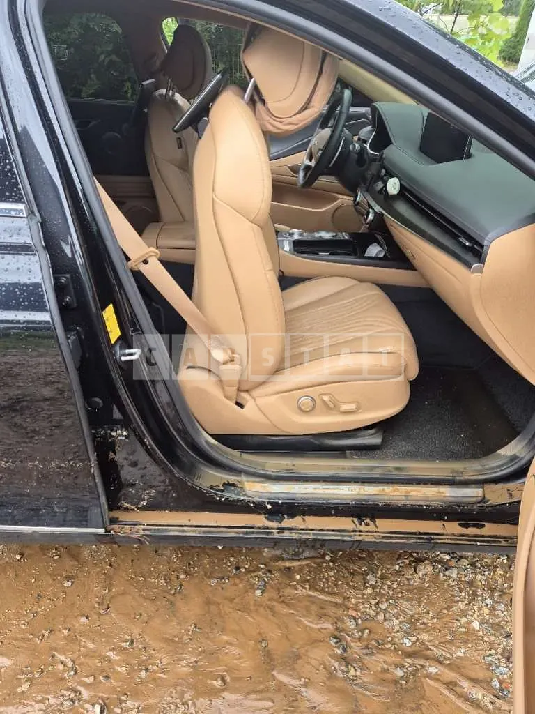 Photo 2 of 13: 2020 Genesis G80 3.5T AWD — Korean insurance auction