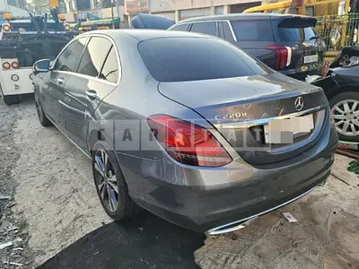 Photo 1 of 5: 2019 Mercedes-Benz C 220d, VIN WDDWF1EB1KR426079 — Korean insurance auction