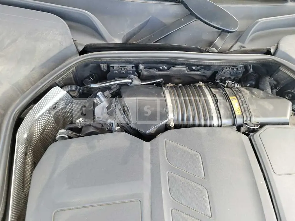 Photo 2 of 21: 2019 Mercedes-Benz E220d, VIN WDDZF0EB3KA663677 — Korean insurance auction
