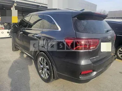 Photo 1 of 23: 2019 Kia Sorento, VIN KNAPH81ABLA617329 — Korean insurance auction