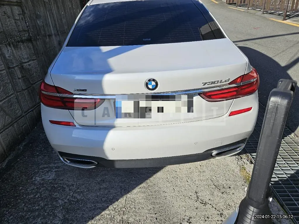 Photo 2 of 38: 2017 BMW 730Ld xDrive, VIN WBA7G610XHB074115 — Korean insurance auction