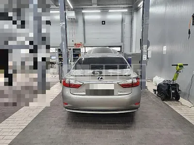 Photo 1 of 10: 2018 Lexus ES300h, VIN JTHBW1GG2J2178674 — Korean insurance auction